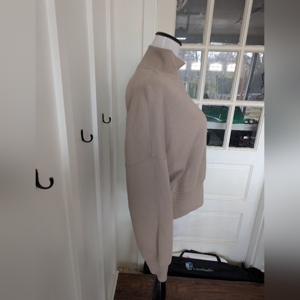 Wild Fable Cropped Mockneck - Picture 8 of 9
